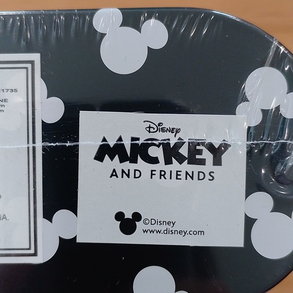 Mickey Minnie Mouse Salt and Pepper Shaker Set Metal Tin - Picture 7 of 7